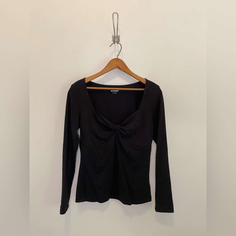 Old Navy Black Long-Sleeve Twist-Front Top